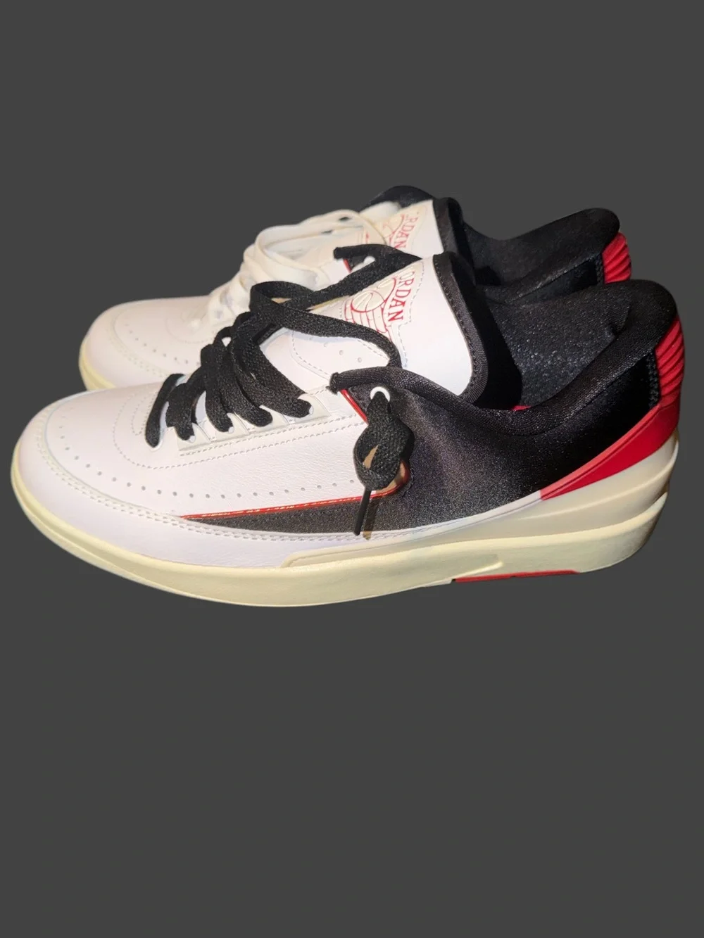 Air Jordan 2 Low – White/Black/Red